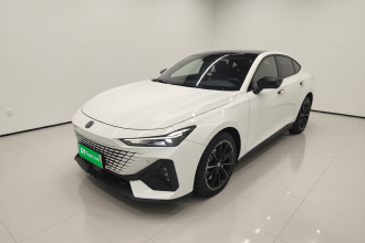 长安UNI-V 2023款 1.5T 尊贵型