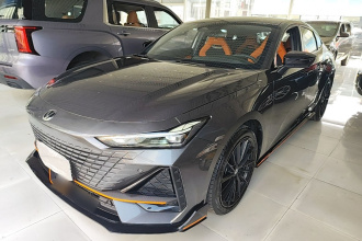 长安UNI-V 2025款 1.5T 500Bar高能运动版