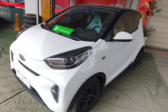 奇瑞QQ 小蚂蚁 2022款 甜粉款 半糖版 磷酸铁锂 30kW 301km