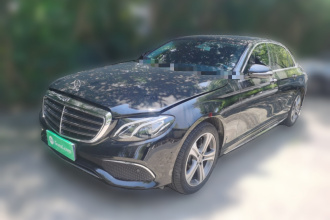 奔驰E级 2018款 改款 E 200 L 运动型