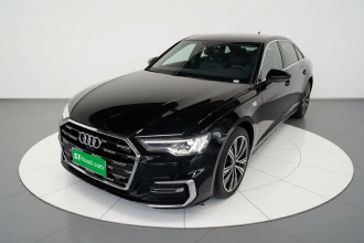 奥迪A6L 2025款 改款 45 TFSI 臻选动感型