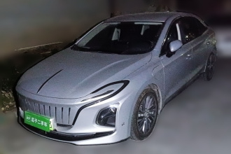 红旗E-QM5 2023款 620km PLUS