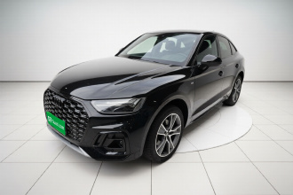 奥迪Q5L Sportback 2023款 40 TFSI 豪华型