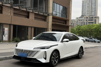 长安 逸动 2024款 1.5T GDI自动 尊贵型