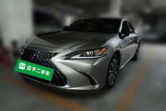 雷克萨斯ES 2025款 300h 臻享版