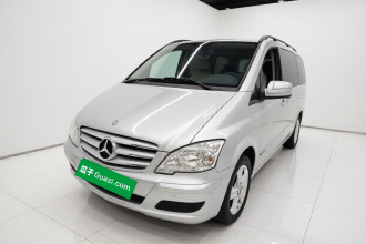 奔驰 唯雅诺 2011款 2.5L 尊贵版