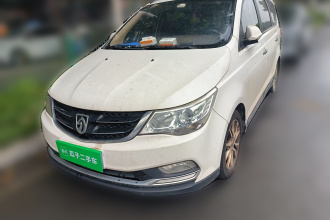 宝骏730 2016款 1.5L 手动舒适型 7座 国V