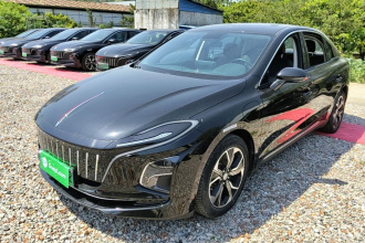 红旗E-QM5 2023款 改款 基础出行版