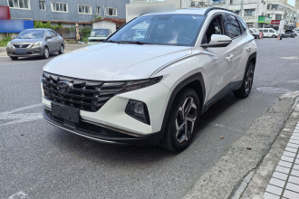 现代 2023款 途胜L 1.5T 自动两驱DLX豪华版