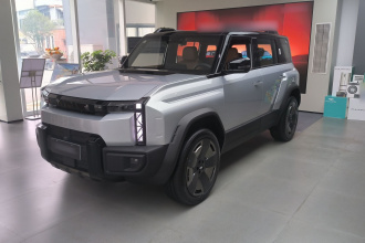 奇瑞 风云X3L 2025款 205四驱高能版