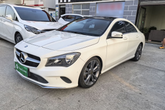 奔驰CLA 2016款 改款 CLA 200 动感型