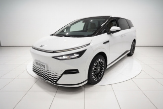 小鹏X9 2025款 纯电 740超长续航 Max