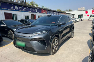 比亚迪 唐L 2025款 EV 670KM激光雷达尊享型
