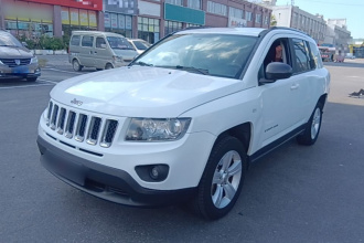Jeep 指南者(进口) 2015款 2.0L 两驱运动版