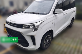 东风风光 风光380 2022款 1.5L 舒适型客车(钢板弹簧)7座