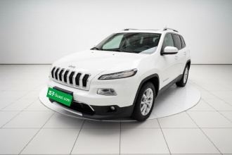 Jeep 自由光 2017款 2.0L 优越版