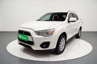 三菱 劲炫ASX 2013款 2.0L CVT两驱精英版