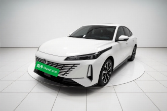 长安 逸动 2024款 1.5T GDI自动 尊贵型