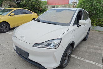 哪吒汽车 哪吒V 2021款 标准续航娱乐版