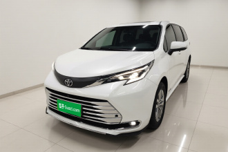 丰田 赛那SIENNA 2023款 2.5L混动 舒适版
