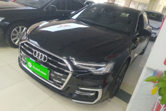 奥迪A6L 2025款 改款 45 TFSI 臻选动感型