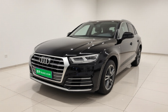 奥迪Q5L 2020款 改款 40 TFSI 荣享时尚型