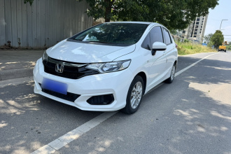 本田 飞度 2020款 1.5L CVT舒适天窗版