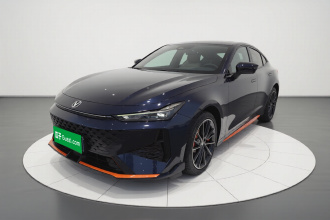 长安UNI-V 2024款 1.5T 尊贵运动型