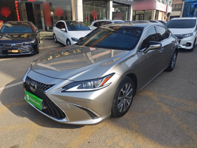 雷克萨斯ES 2022款 200 豪华版