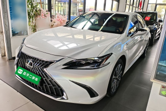 雷克萨斯ES 2022款 200 豪华版
