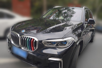 宝马X5 2022款 xDrive 30Li 尊享型M运动套装