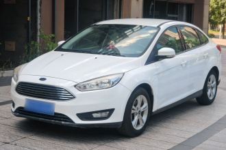 福特 福克斯 2017款 三厢 1.6L 手动舒适型智行版