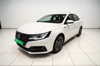 荣威i6 2020款 PLUS 1.6L CVT 4G互联荣耀旗舰版