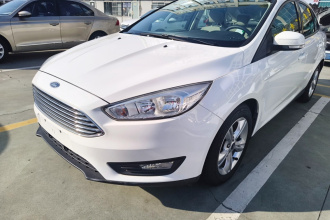 福特 福克斯 2017款 三厢 1.6L 自动舒适型智行版