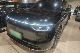 鸿蒙智行 问界M8 2025款 增程 Max+版 53.4kWh 6座版 (192线激光雷达）