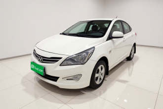 现代 瑞纳 2016款 1.4L 手动智能型GLS