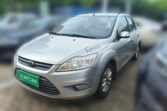 福特 福克斯 2013款 三厢经典 1.8L 自动基本型