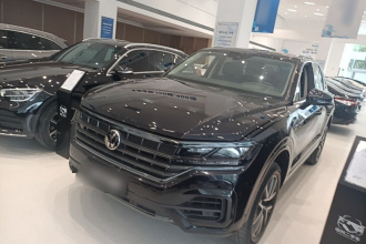 大众 途锐 2022款 3.0TSI 锐享版 经典运动套装