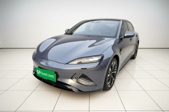 比亚迪 海豹 2022款 550km 标准续航后驱版精英型