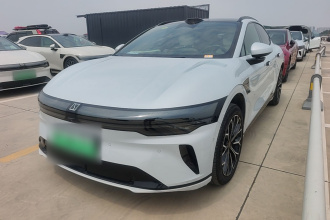 极氪007GT 2025款 四驱智驾版 75kWh
