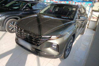 现代 2023款 途胜L 1.5T 自动两驱LUX尊贵版