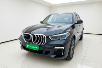 宝马X5 2022款 改款 xDrive 30Li 尊享型M运动套装