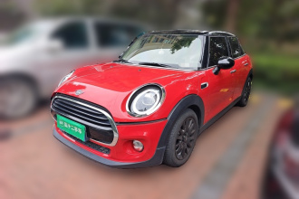 MINI 2019款 1.5T COOPER 经典派 五门版