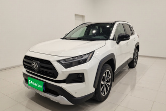 丰田 RAV4荣放 2024款 2.0L CVT四驱探险Plus版