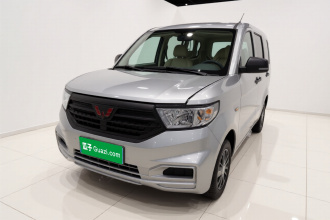 五菱汽车 五菱宏光V 2022款 1.5L劲取版电动助力LAR