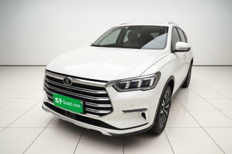 比亚迪 宋Pro新能源 2019款 DM 1.5T 四驱性能版旗舰型