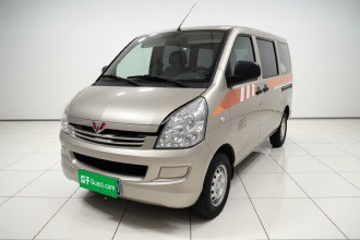 五菱汽车 五菱荣光S 2021款 1.2L基本型7座LSI