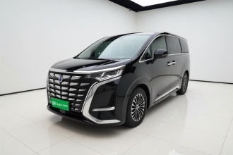 腾势D9 2024款 DM-i 980 四驱尊荣型
