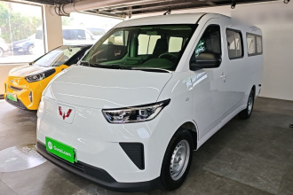 五菱汽车 五菱扬光 2025款 400km 客车版舒适型