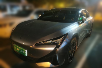 ARCFOX极狐 极狐 阿尔法S5 2025款 708MAX 200kW